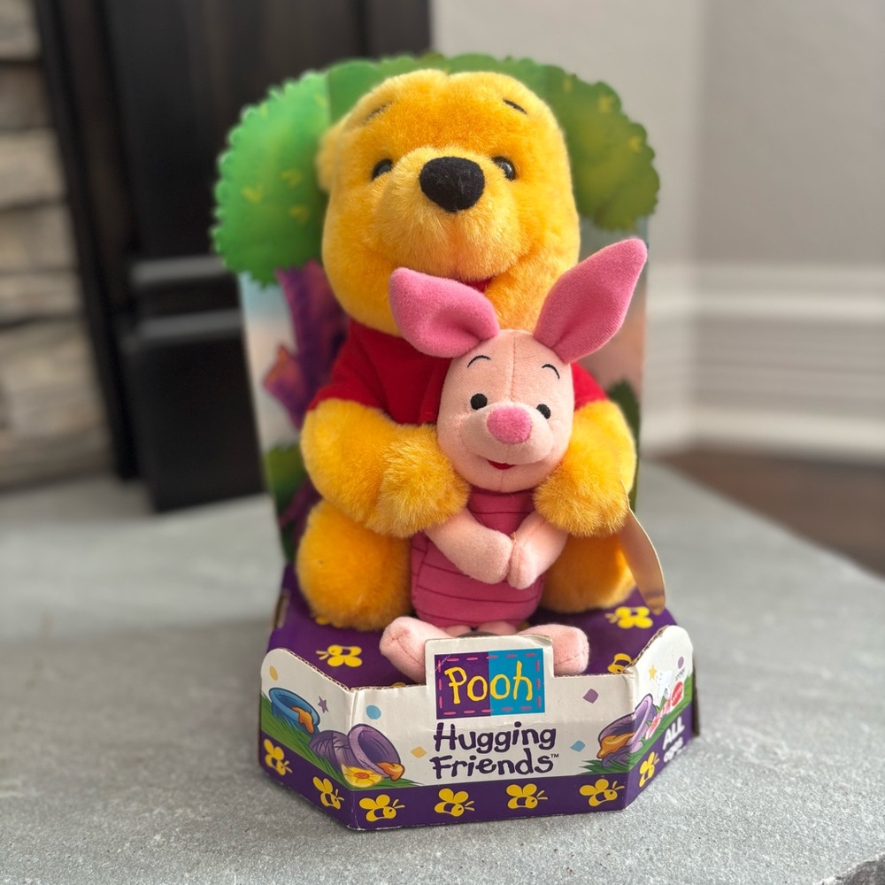 Winnie The Pooh & Piglet-Hugging Friends Plush 7” Stuffed Animal Vintage 1997